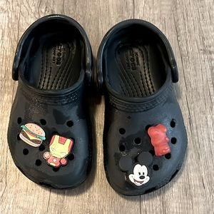 Toddler crocs